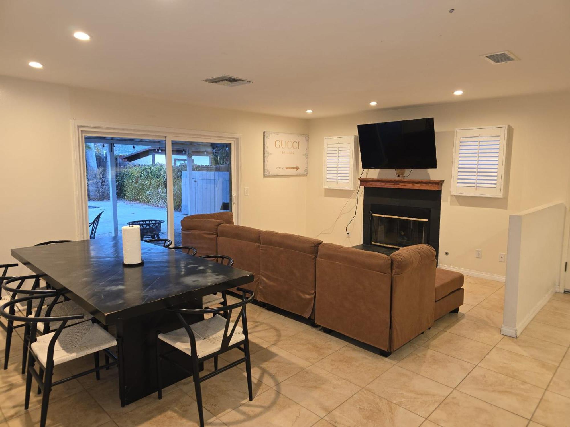 Casa vacanze 4 Bedroom West Hills Charmer With Pool And Jacuzzi Los Angeles